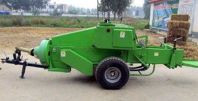 квадратная сенокопальная машина